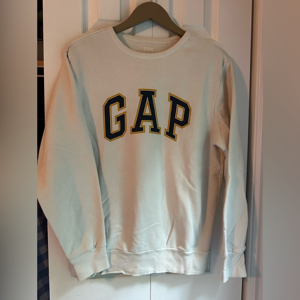 GAP Men's Crewneck Sweatshirt in off white with Logo